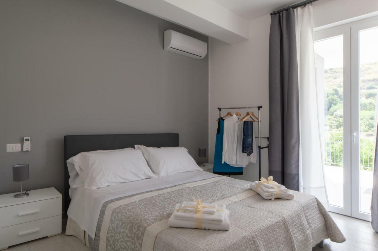 House 103 Rent Apartment Capo d'Orlando Exterior photo